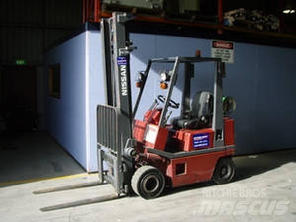 Nissan KCPH02 其他叉车