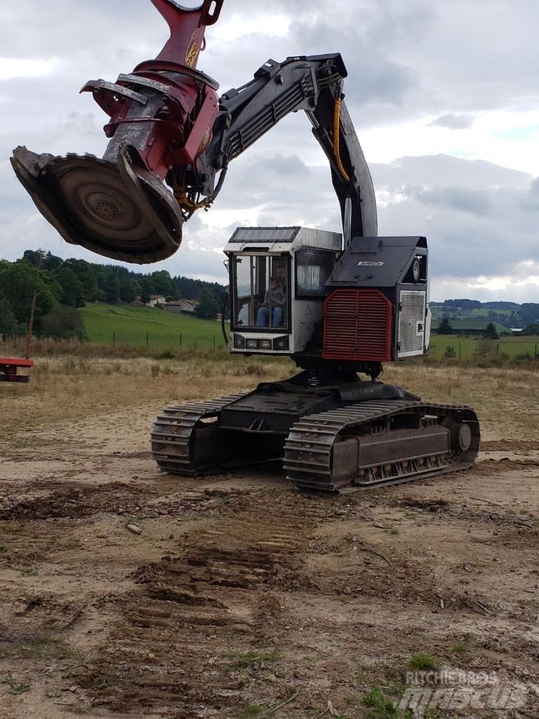 Timbco T445 伐木机