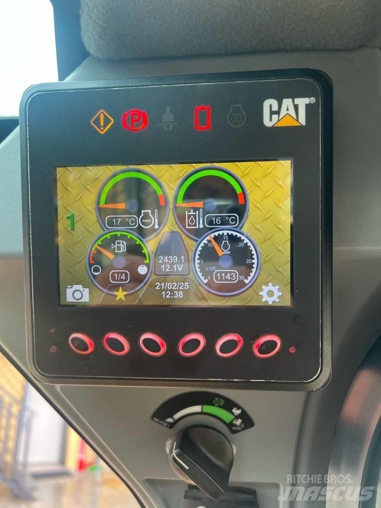 CAT 262 D 滑移装载机