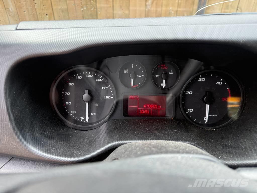 Iveco Daily 皮卡车