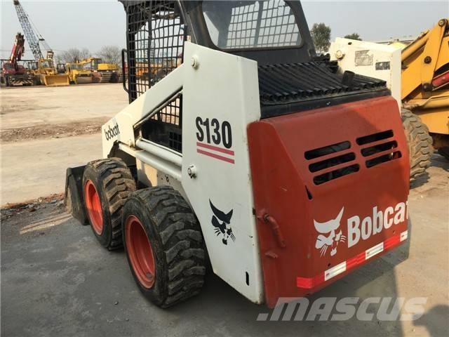 Bobcat S 130 滑移装载机