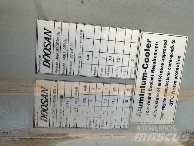 Doosan DL 450-5 散热器
