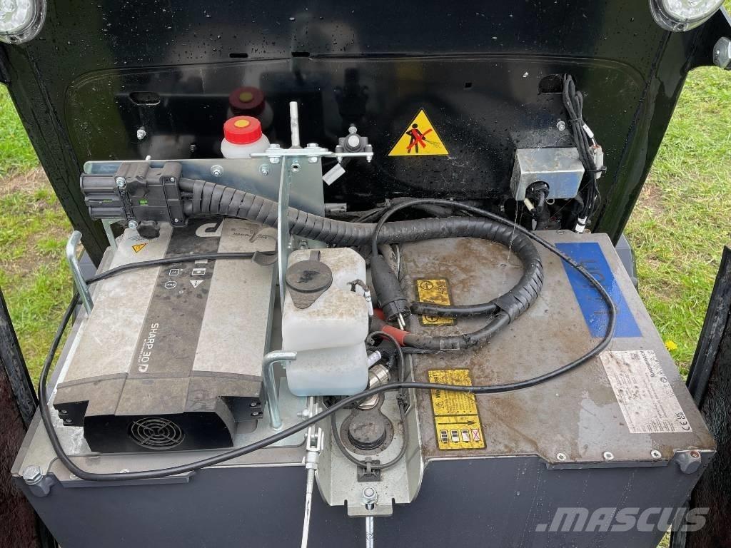Kubota RT220-2e 轮式装载机