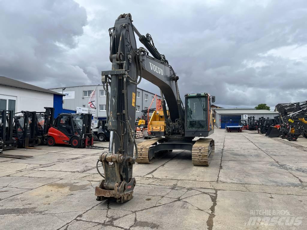 Volvo EC250ENL 履带挖掘机