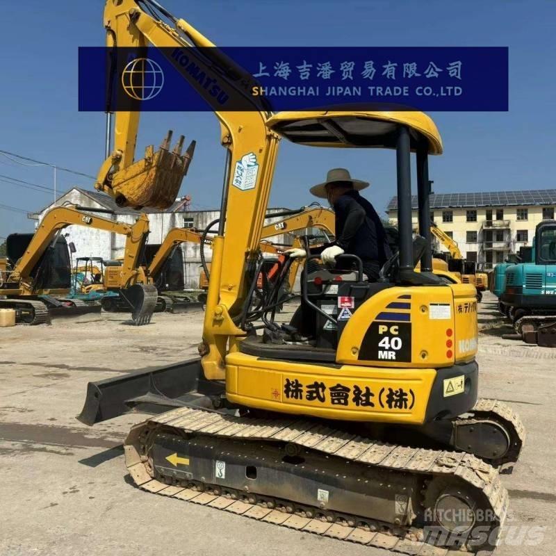 Komatsu PC 40 MR 小型挖掘机