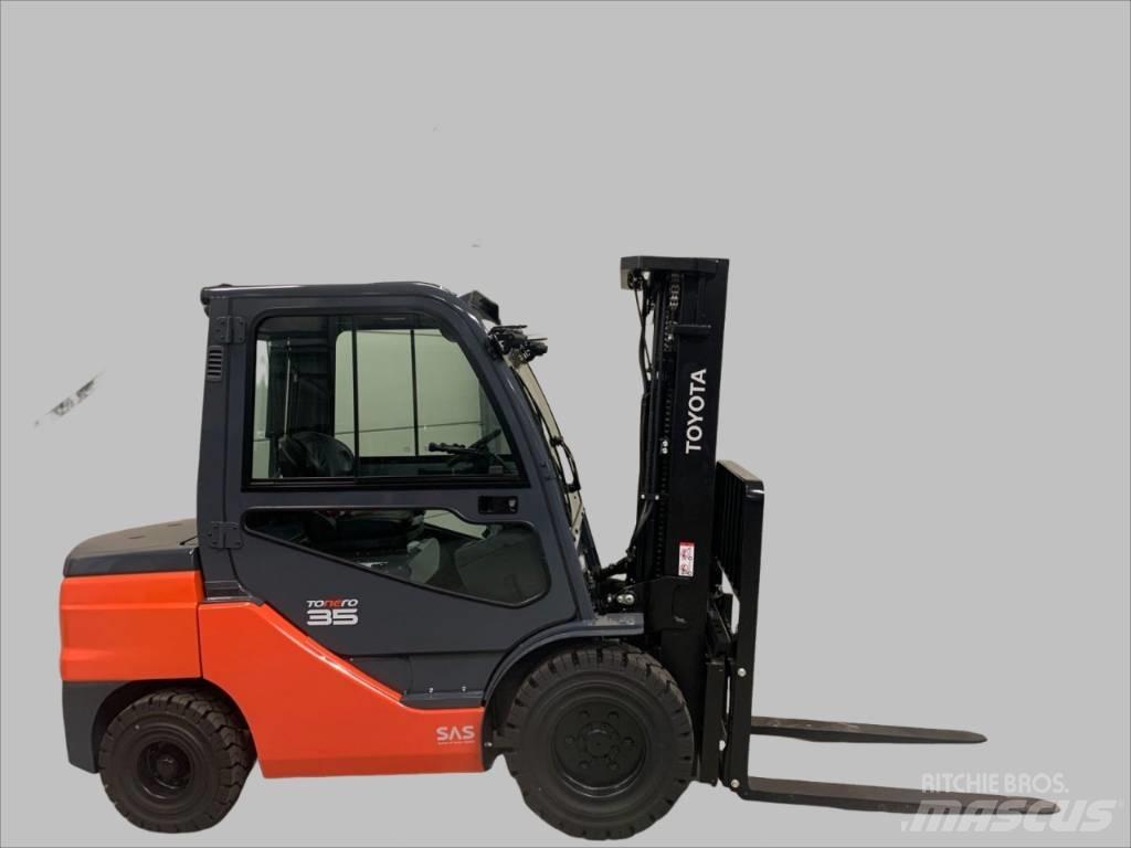 Toyota 52-8 FDJF 35 柴油叉车