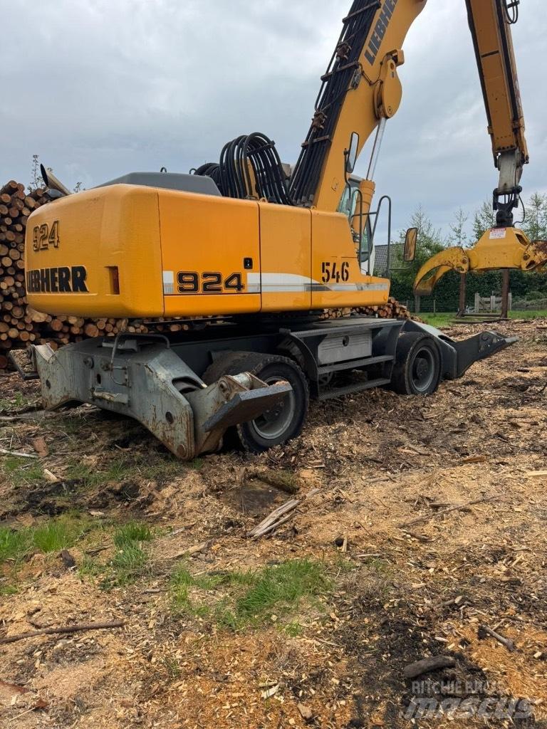 Liebherr 924 其他装载挖掘装置和配件