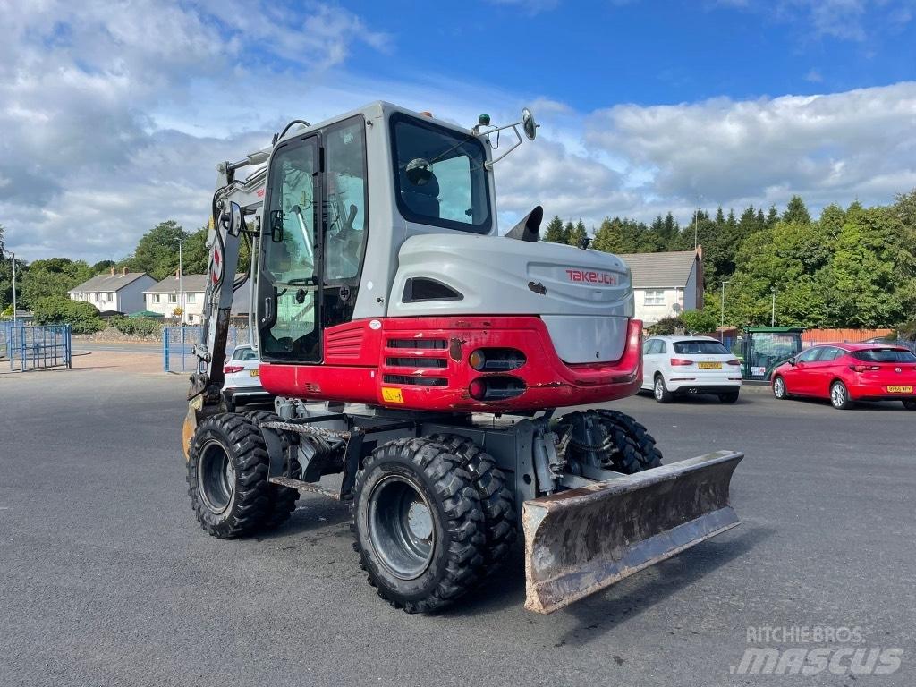 Takeuchi TB295W 轮式挖掘机