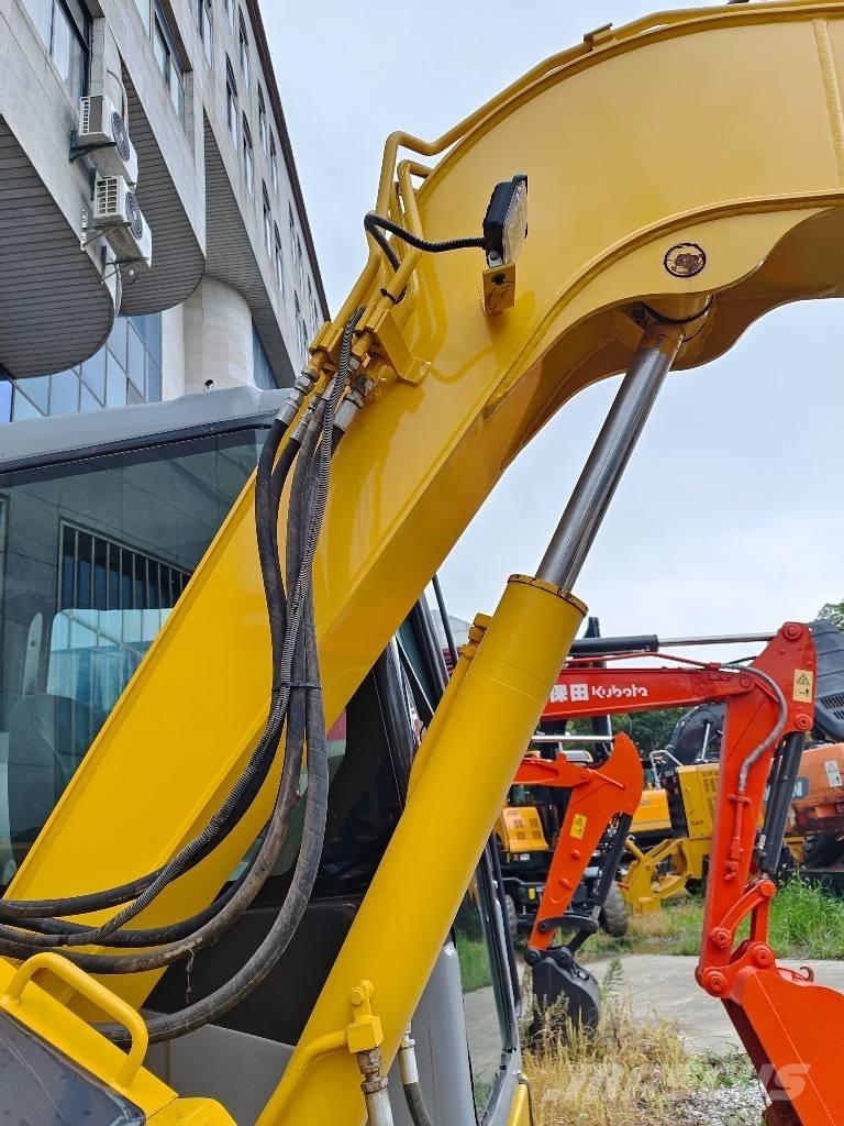 Komatsu PC 78 US 小型挖掘机