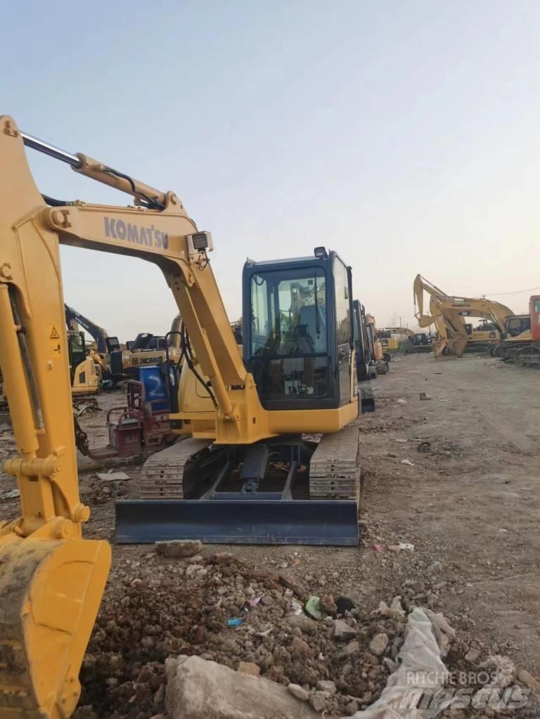 Komatsu PC 56 小型挖掘机