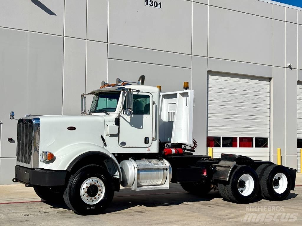 Peterbilt 367 牵引车