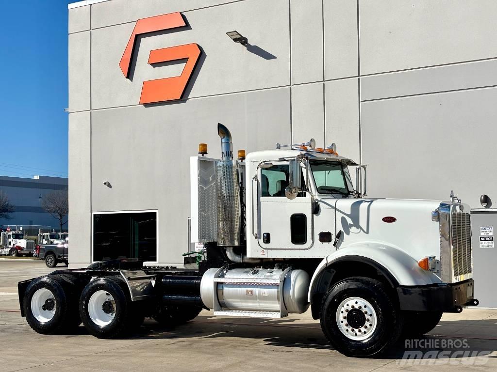 Peterbilt 367 牵引车