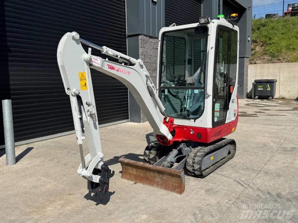 Takeuchi TB 216 小型挖掘机