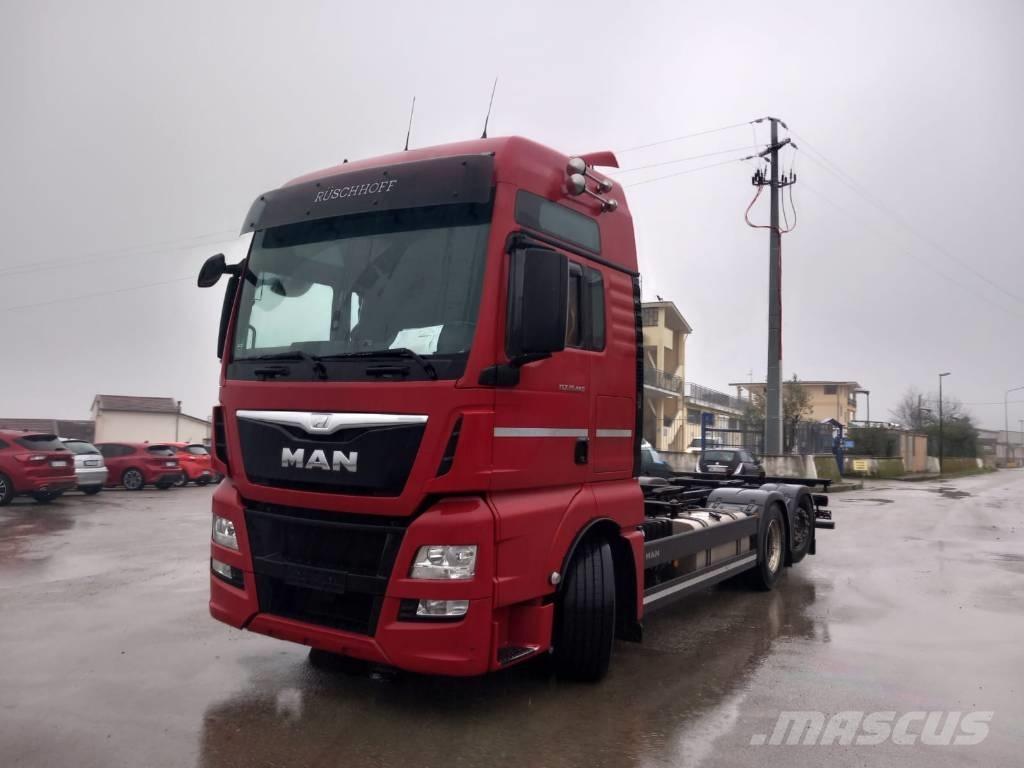 MAN TGX 26.440 集装箱叉车