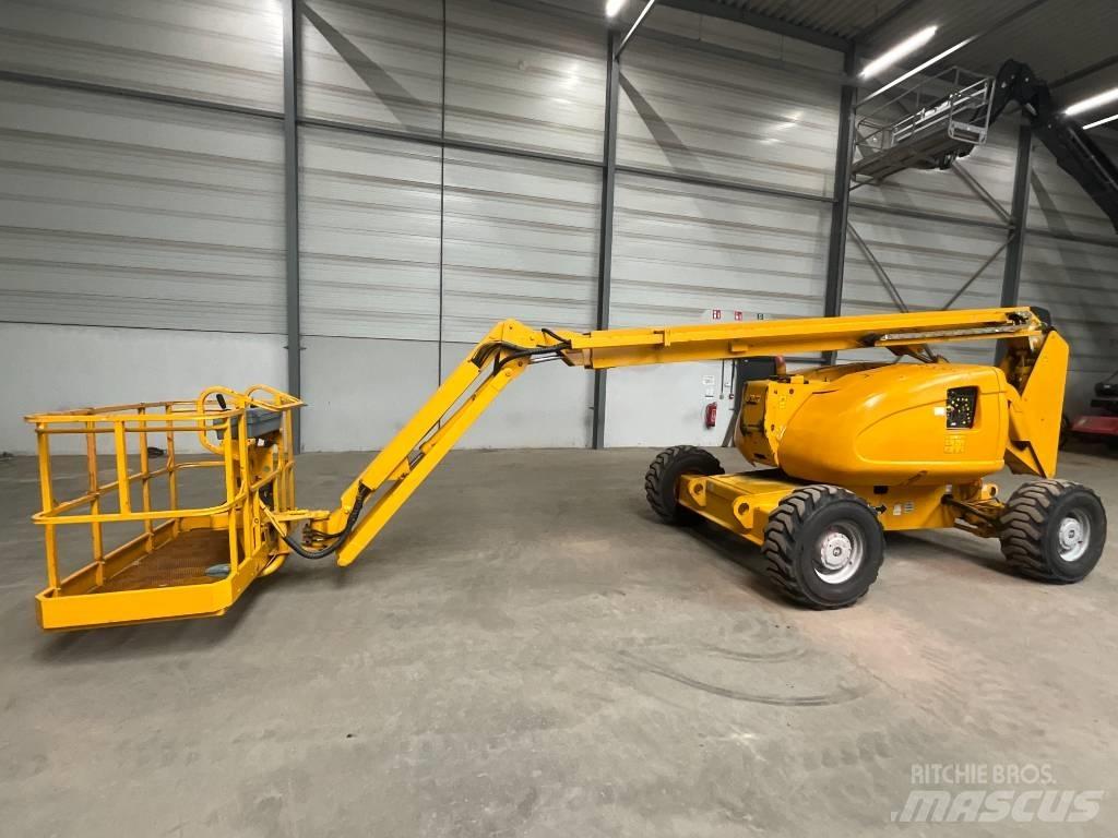 JLG 600 AJ 曲臂高空工作平台