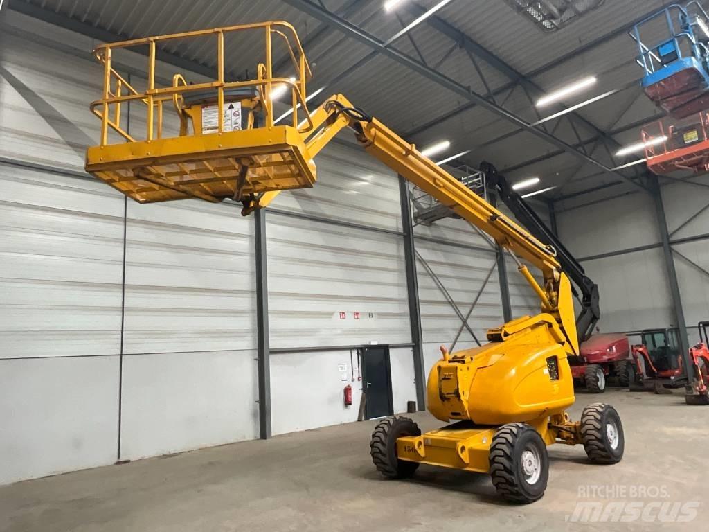 JLG 600 AJ 曲臂高空工作平台