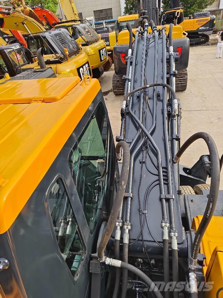 Hyundai R210W-9T 履带挖掘机