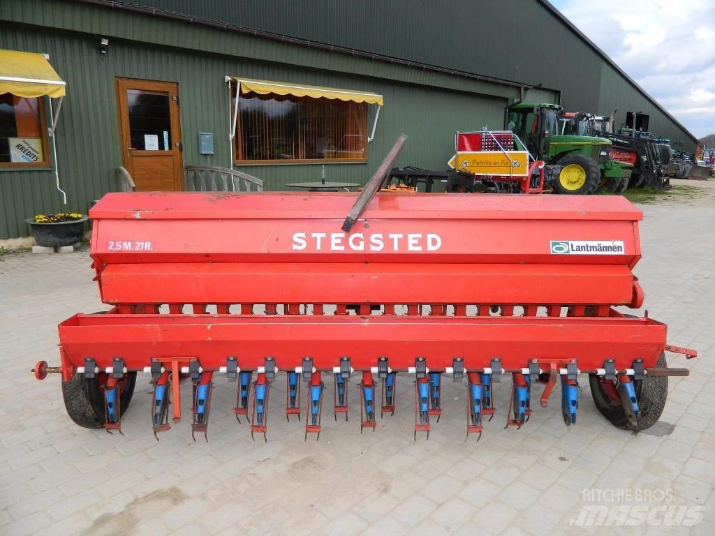 Stegsted 250 条播机