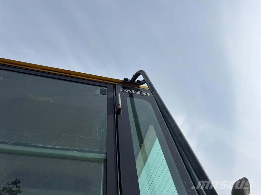 Komatsu WA 250-5H 建筑机械-其他
