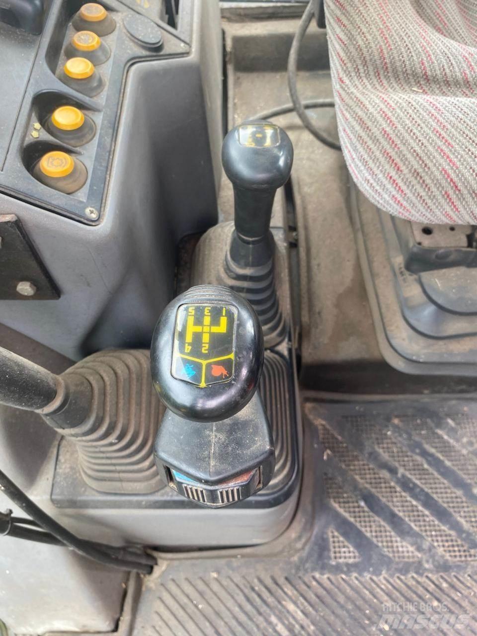 Hürlimann XT 909 拖拉机/农用车