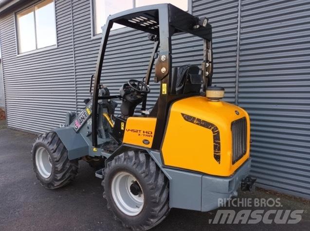 GiANT v452t hd x-tra 小型装载机