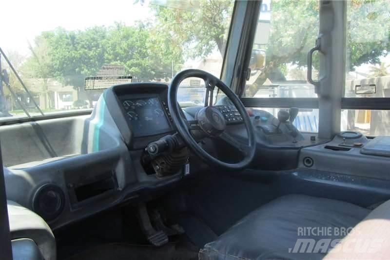 Bell B20D 油罐车