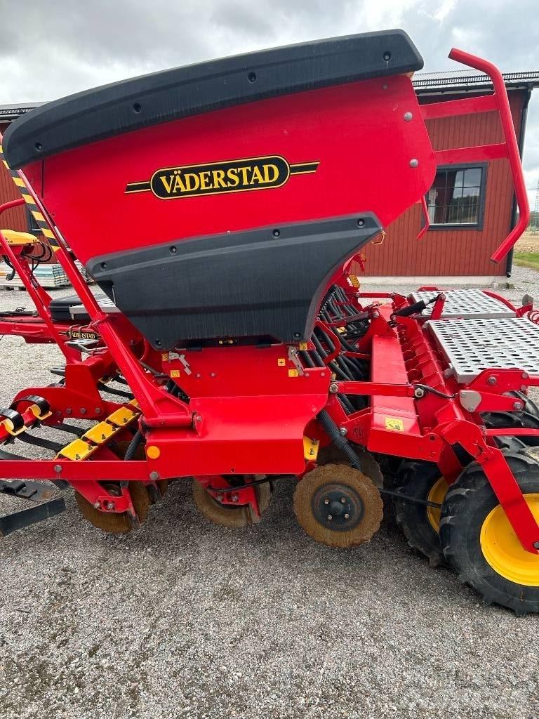 Väderstad Rapid400C 多功能条播机