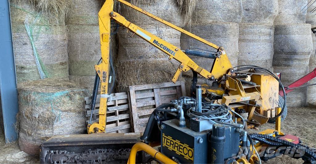 McConnel MAG 480 装载牵引式割草机