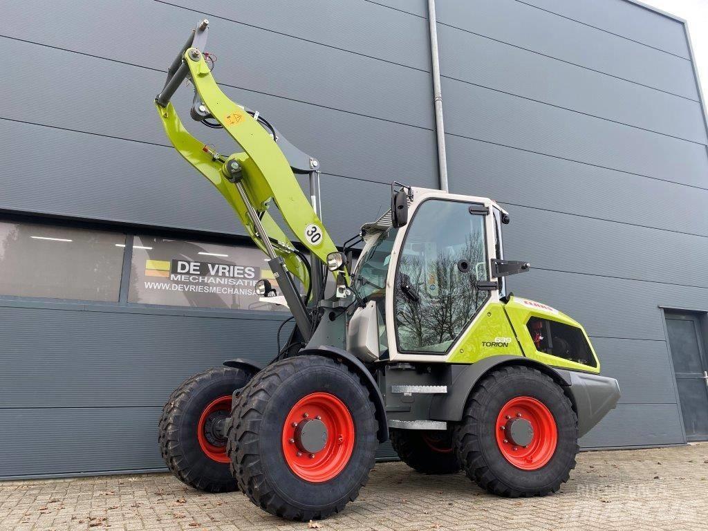 CLAAS Torion 639 多功能装载机