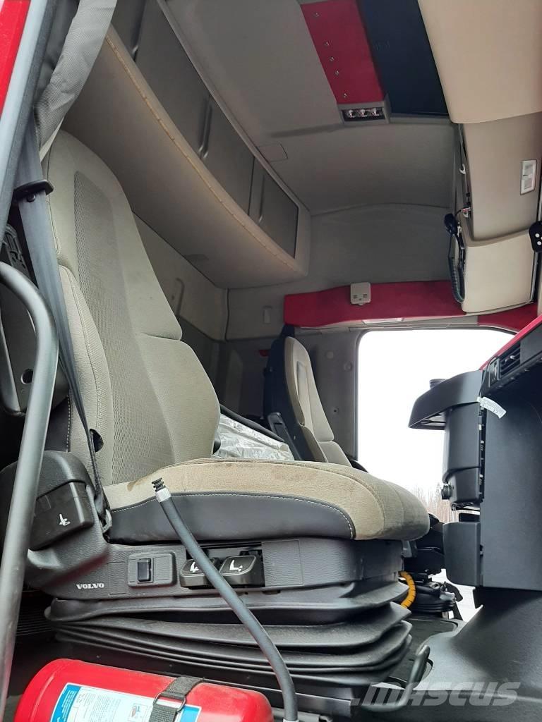 Volvo FH 13 平板车