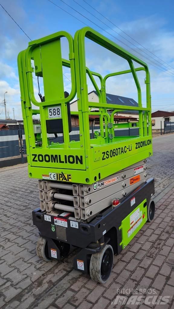 Zoomlion ZS0607AC-LI 剪叉式升降机