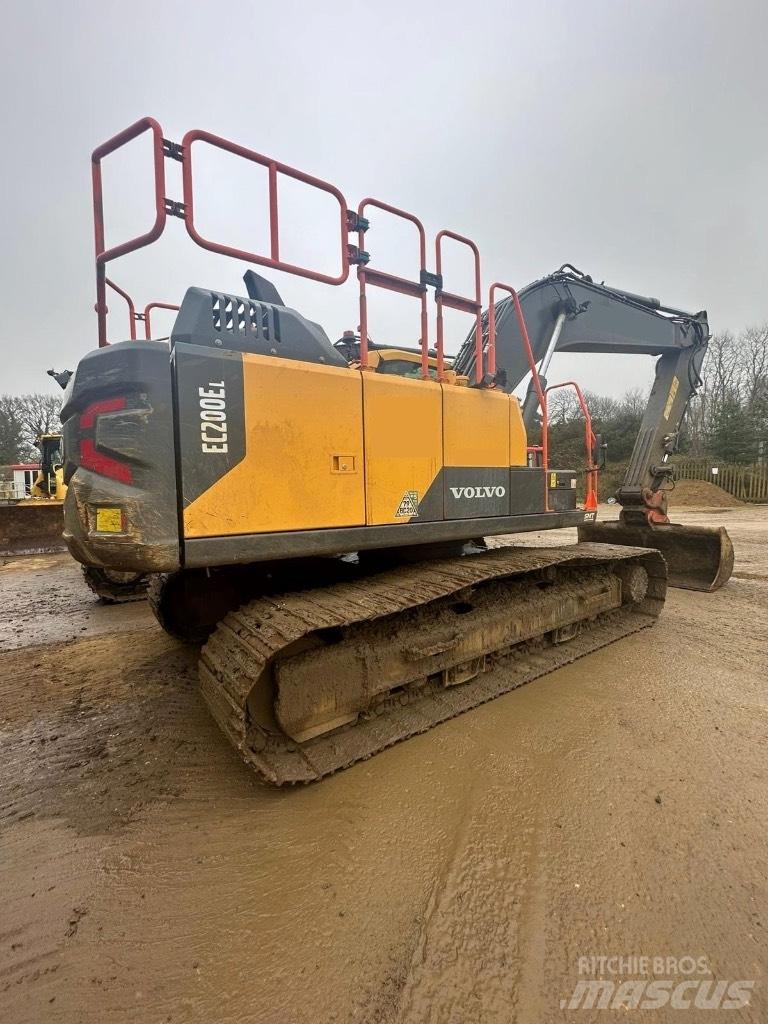 Volvo EC200EL 履带挖掘机