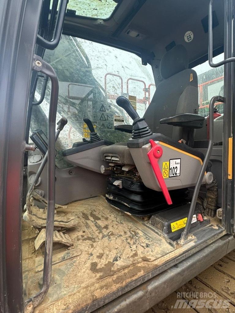 Volvo EC200EL 履带挖掘机