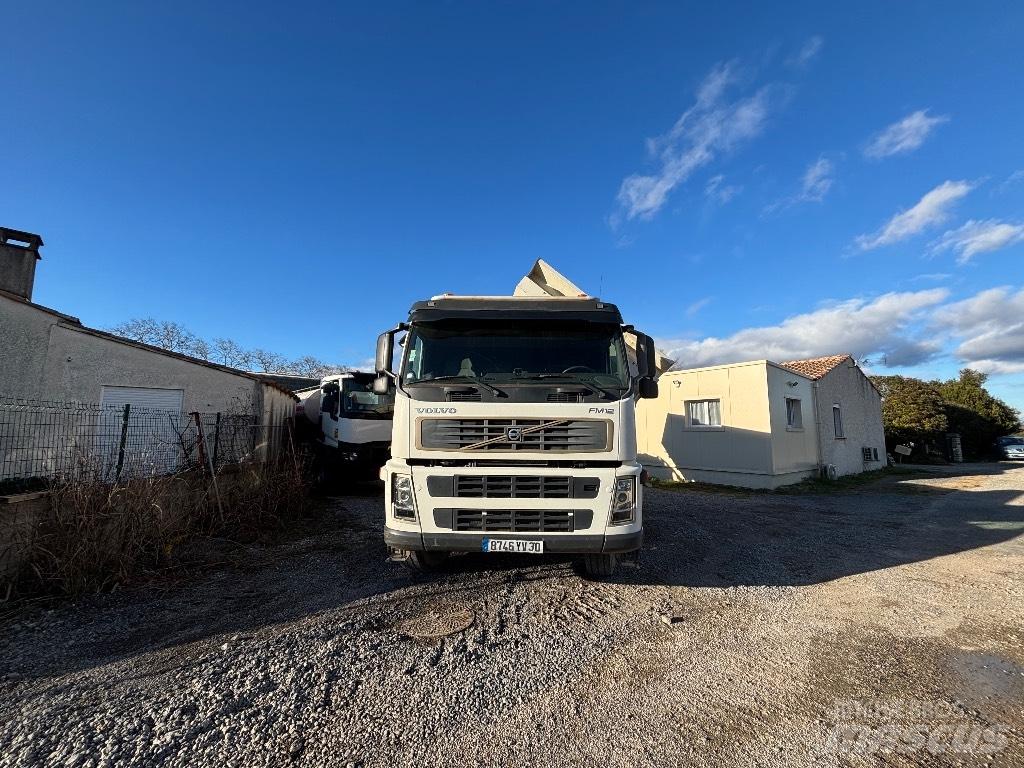 Volvo FM 12 380 自卸式货车