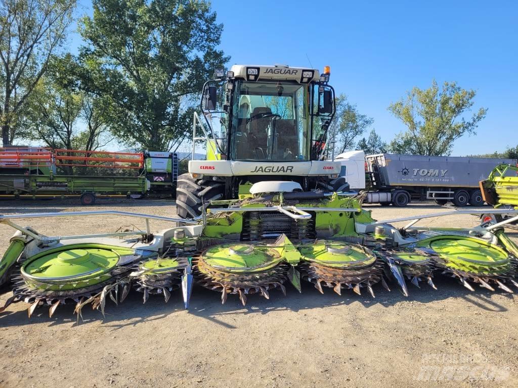 CLAAS Jaguar 870 自走式青贮饲料收割机