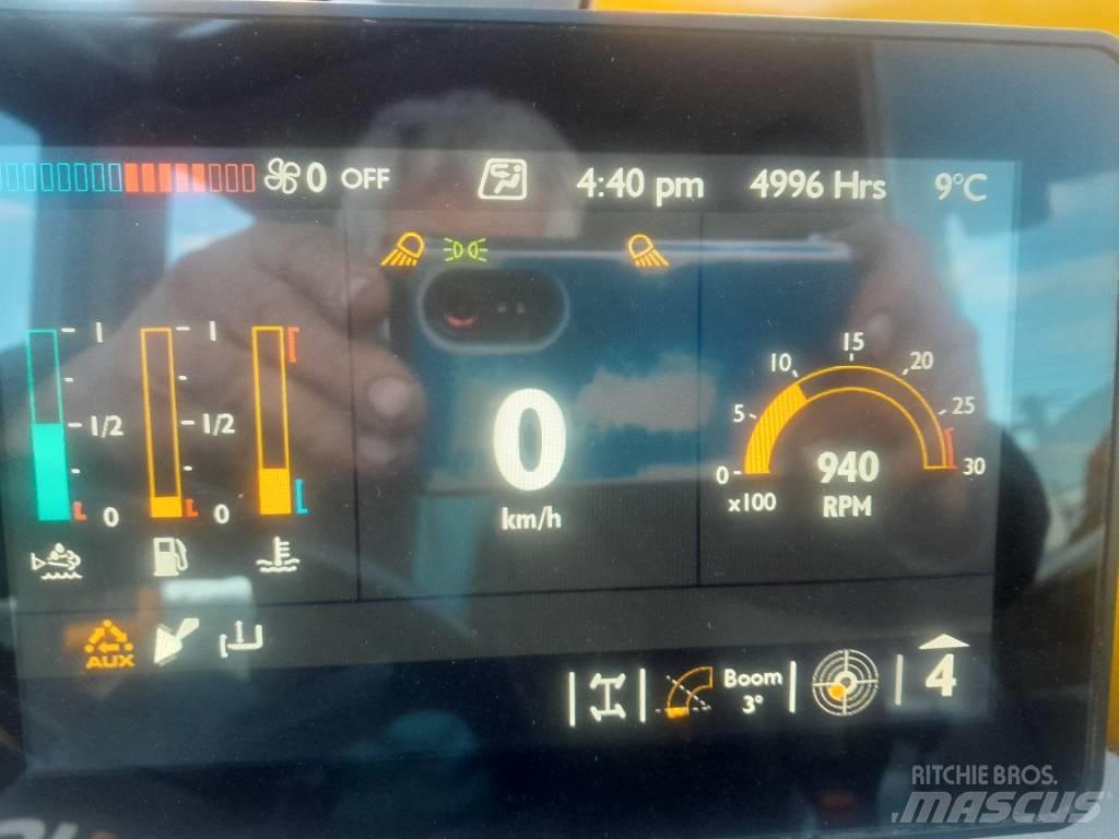 JCB 532-60 伸缩臂叉装车|叉装车