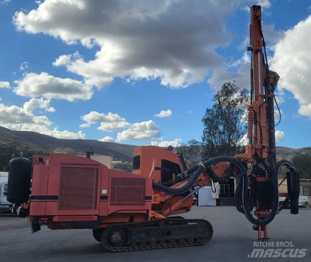 Sandvik DP 1500 钻孔机