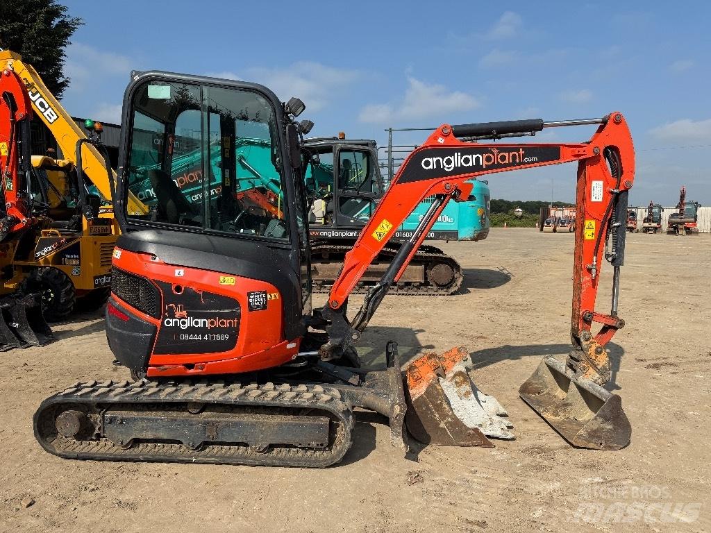 Kubota U 27-4 小型挖掘机