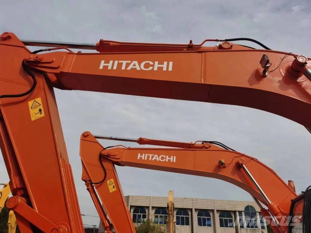 Hitachi ZX 240 履带挖掘机