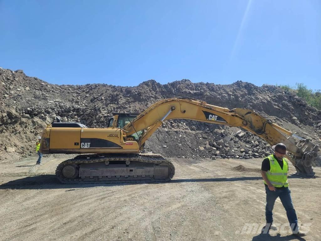 CAT 330 CL 履带挖掘机