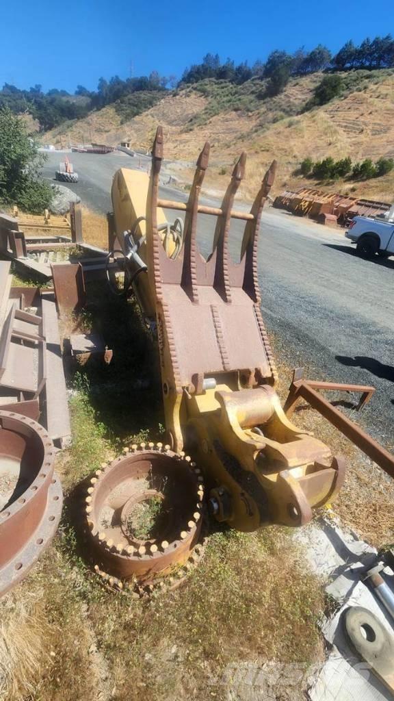 CAT 330 CL 履带挖掘机