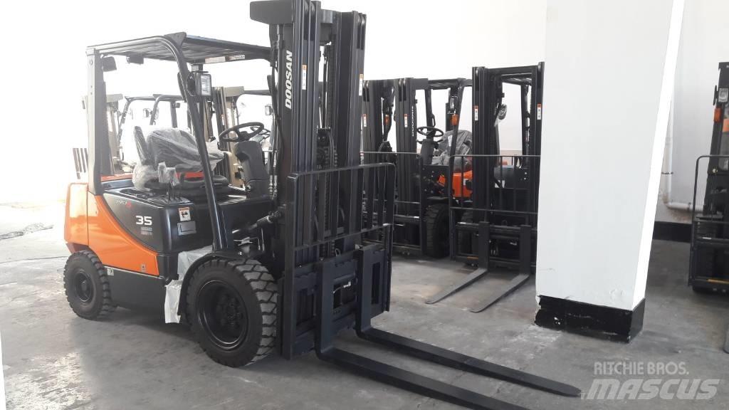 Doosan D35 C-5 柴油叉车