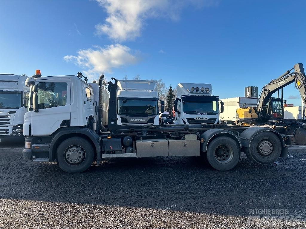 Scania P420 工程吊钩车