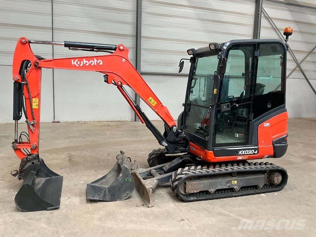 Kubota KX 030-4 HI 小型挖掘机
