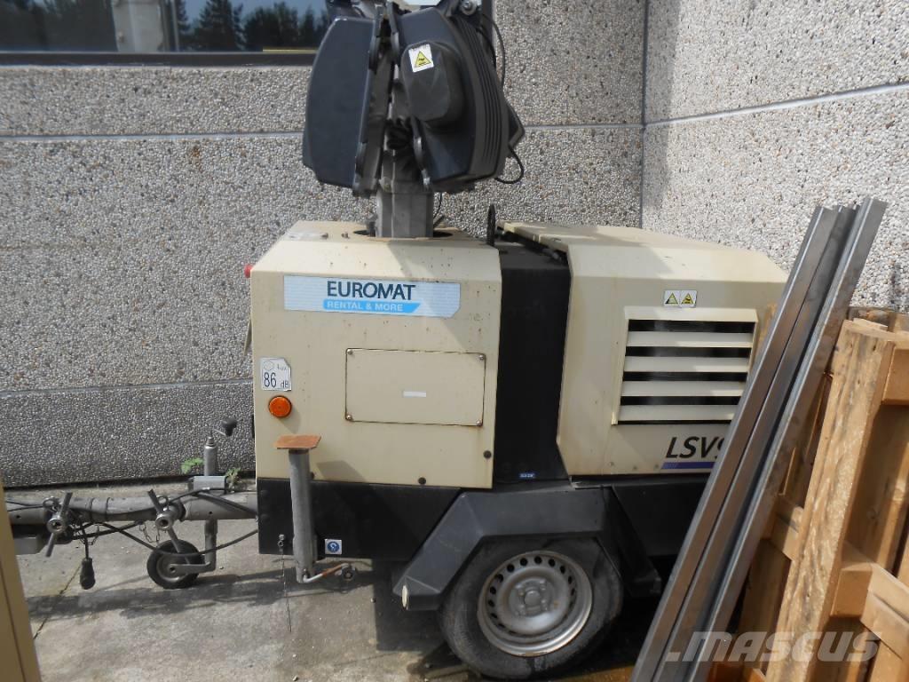 Doosan LSV9 拖车式灯塔