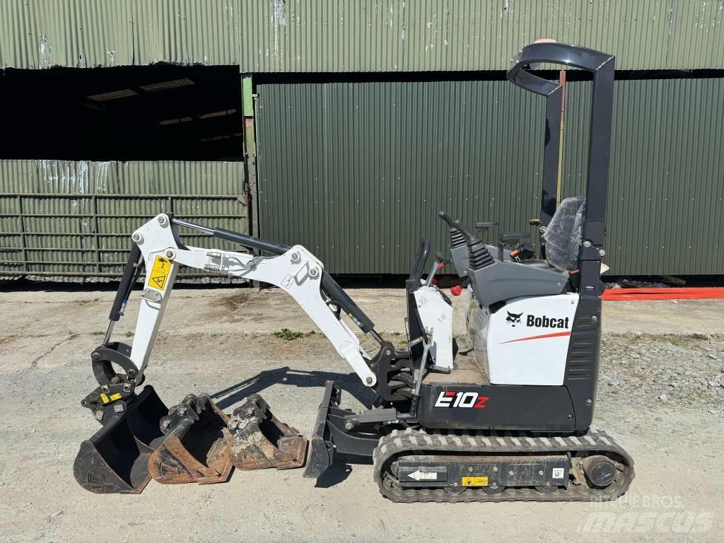 Bobcat E 10 小型挖掘机