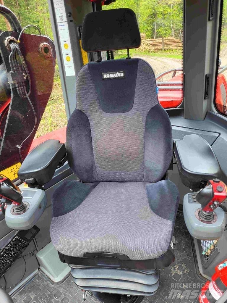 Komatsu 931 XC 收割机