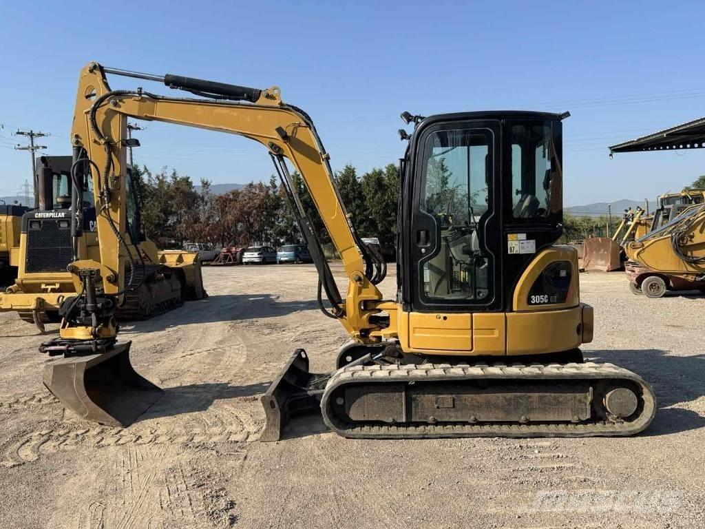 CAT 305 C CR 小型挖掘机
