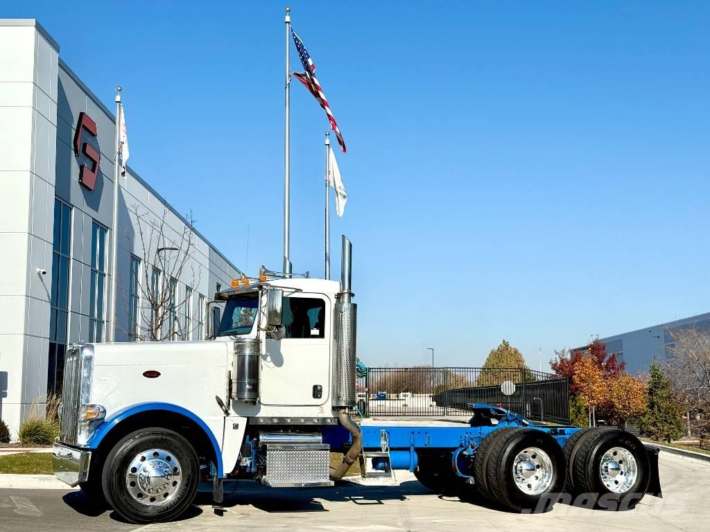 Peterbilt 389 牵引车