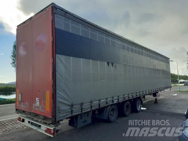 Kässbohrer MZ 侧帘半挂车